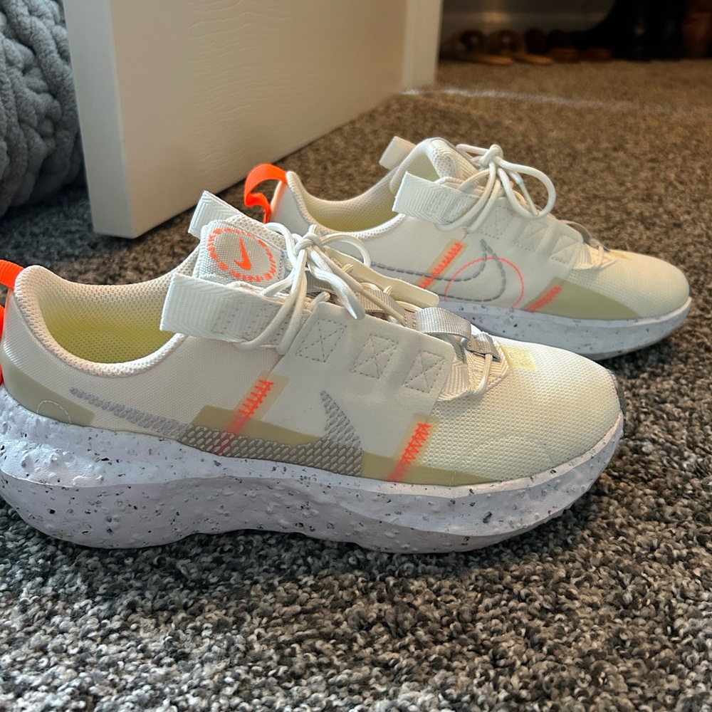 Nike Women's Shoes in White and Orange
